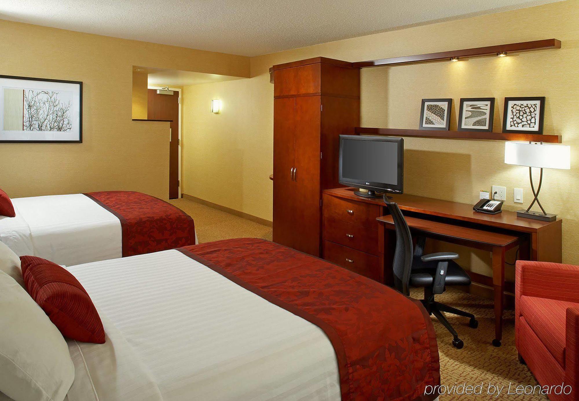 Courtyard Pittsburgh Settlers Ridge/Robinson Township Hotel Imperial Bilik gambar